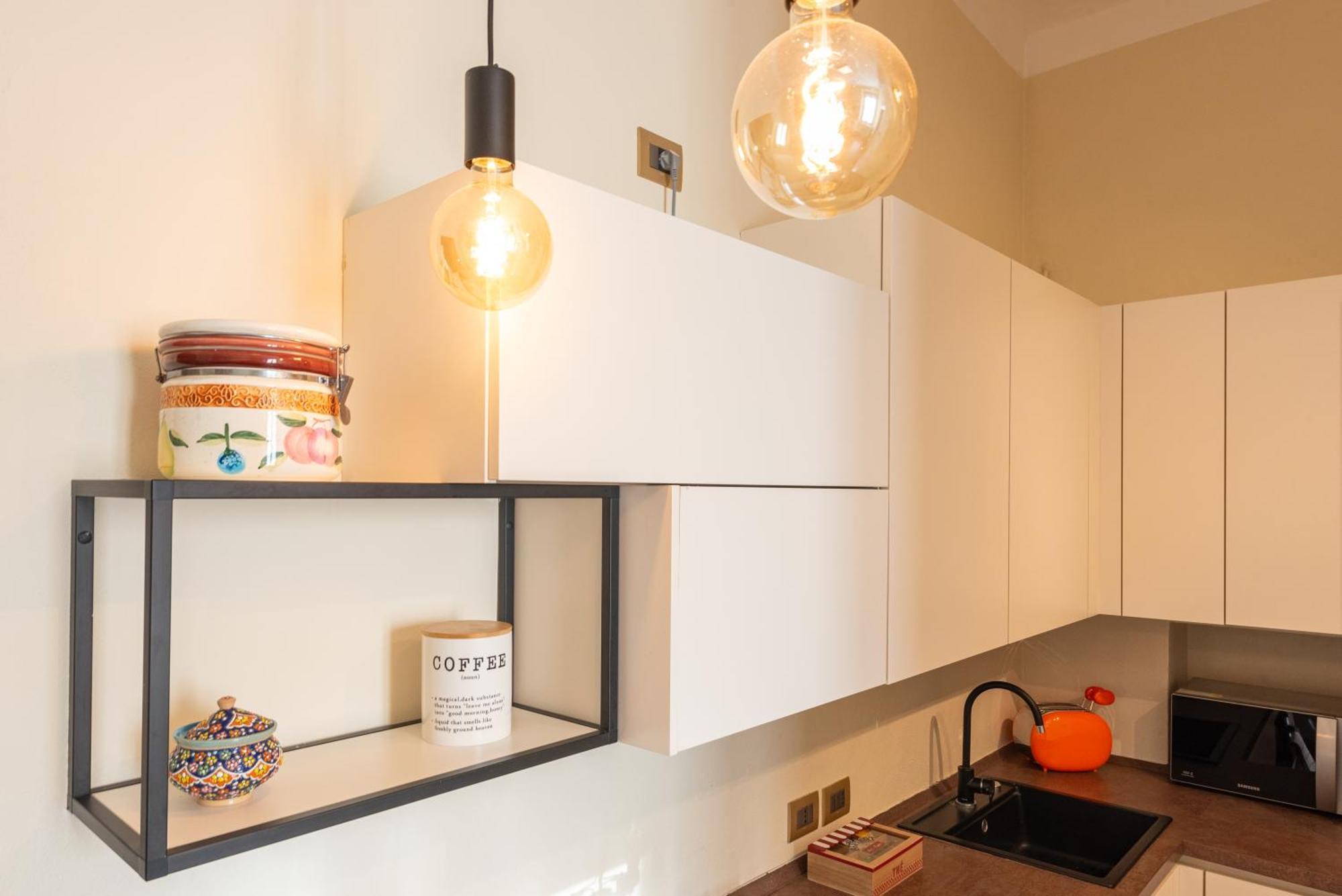 10' Duomo & Central Station Large Apartment Milano Esterno foto