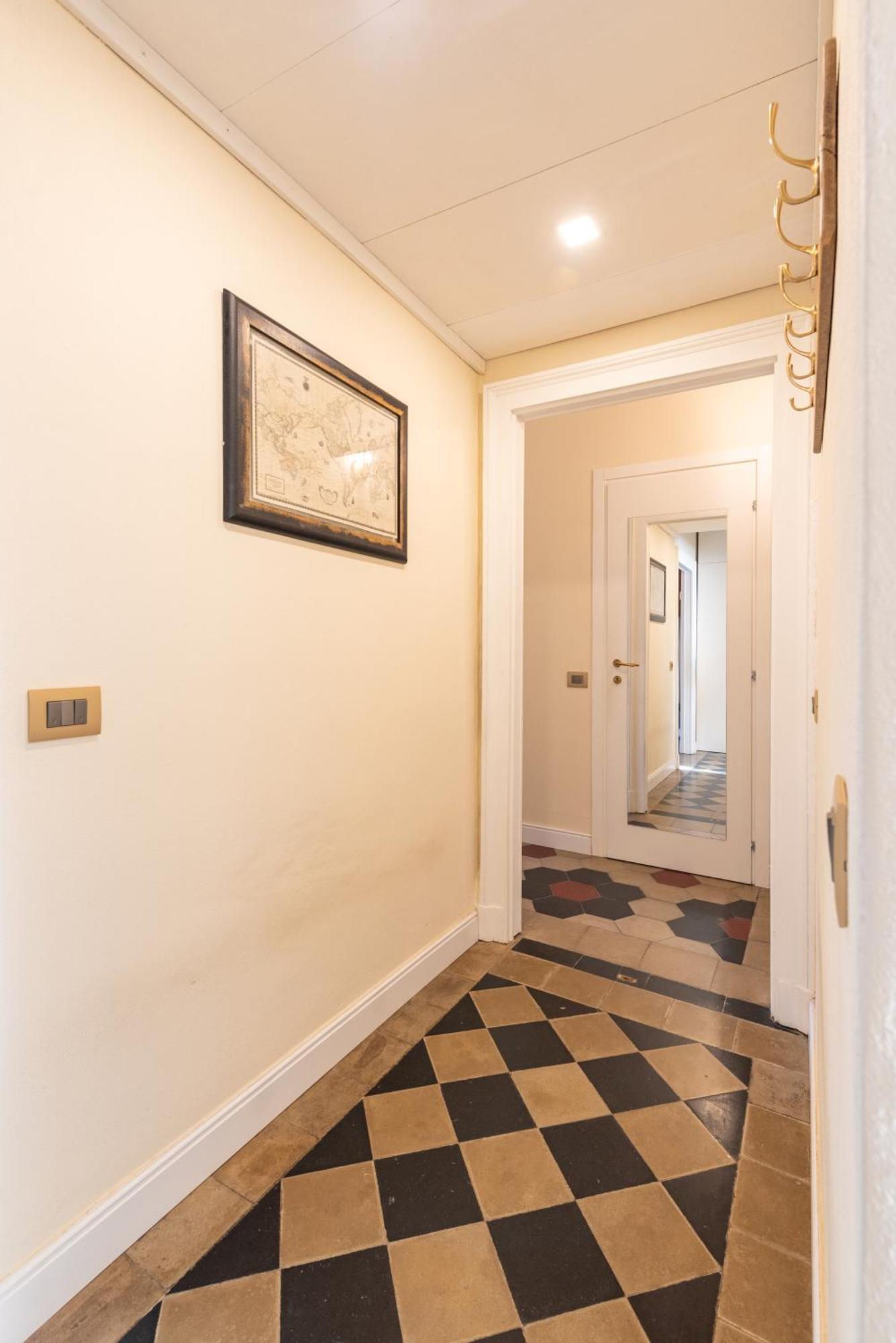 10' Duomo & Central Station Large Apartment Milano Esterno foto